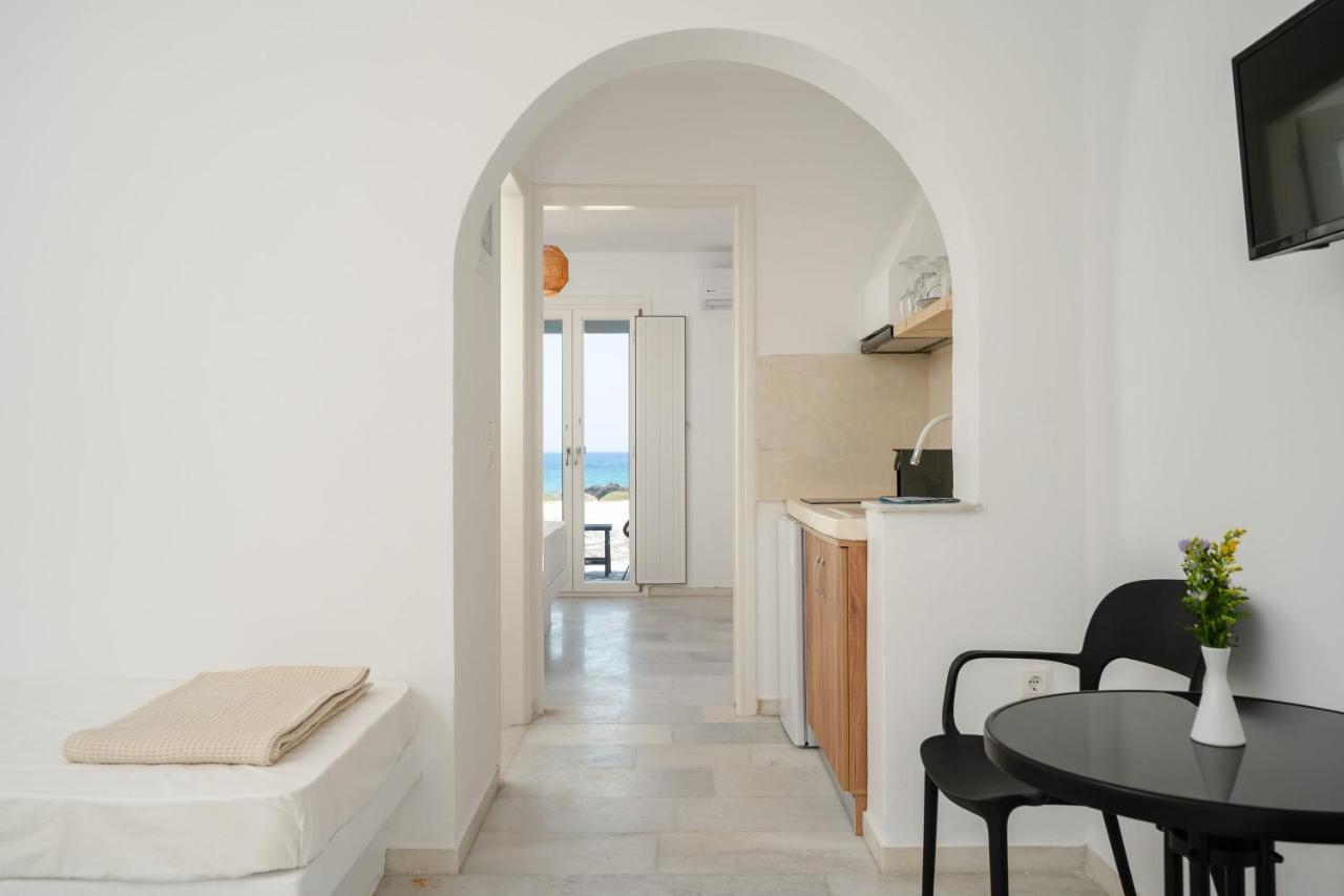 Celestial Seaview Apartments- Apollon Naxos City Εξωτερικό φωτογραφία